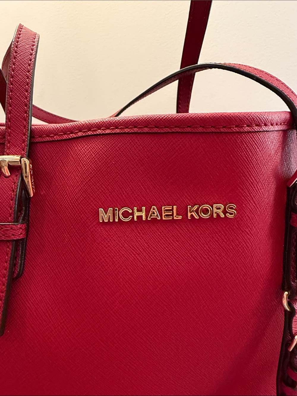 Michael Kors Crimson Saffiano Leather Tote with Gold Hardware - Picture 3 of 10
